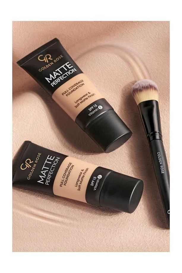 Matte Perfection Full Coverage Foundation No: Warm 02 - Mat Fondöten - 4