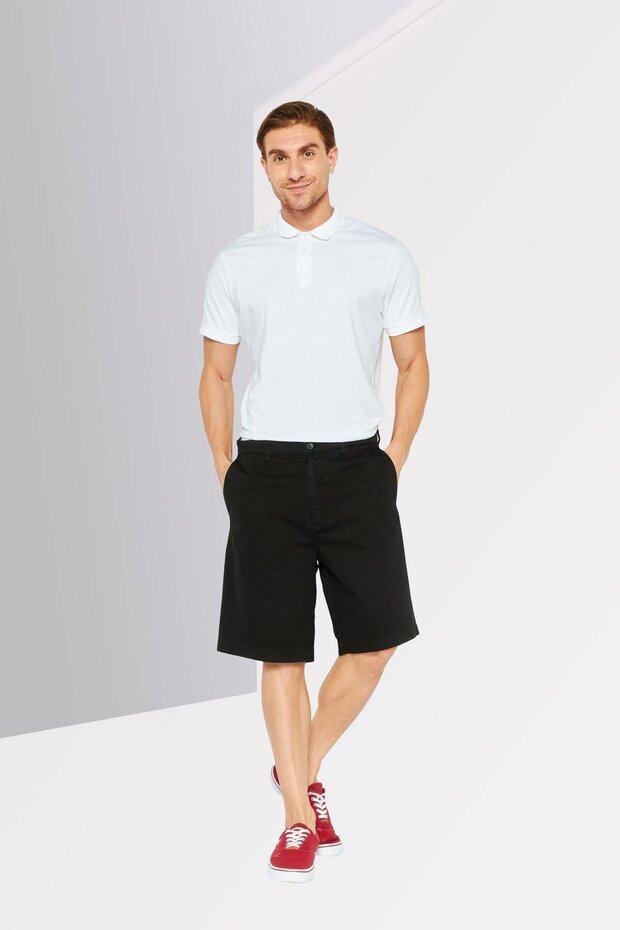 شورت تشينو سادة للرجال، أسود - 4