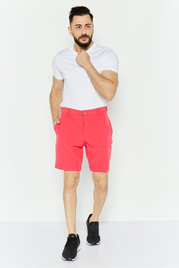 شورت رجالي أساسي مطرز بشعار، لون بطيخ - 4