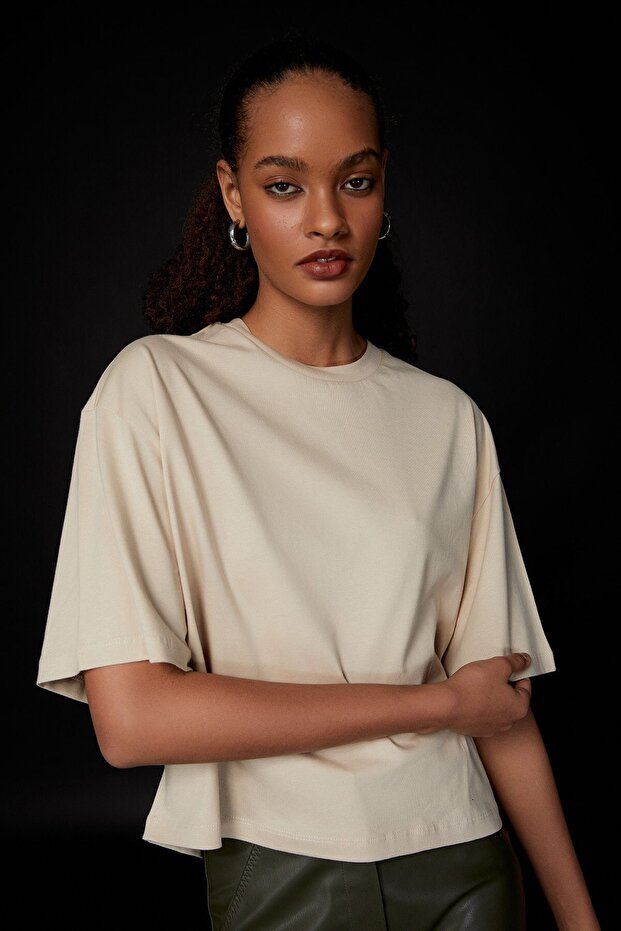 Beige Colored Basic T-Shirt - 3