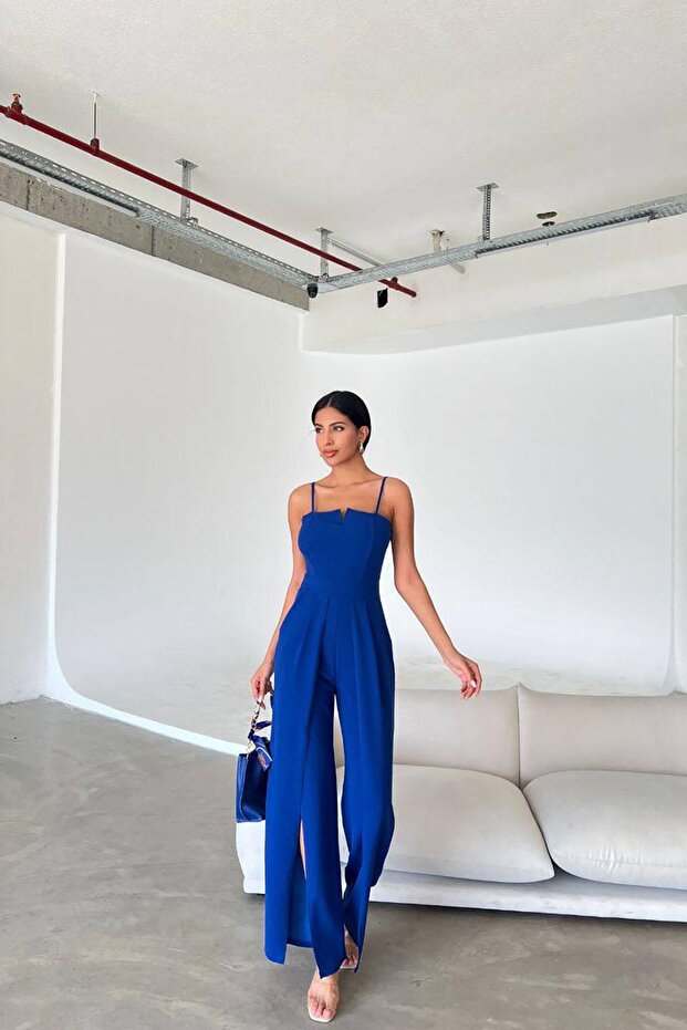 Saks Krep Kumaş Askılı Yaka Ve Yırtmaç Detaylı Tulum - 3