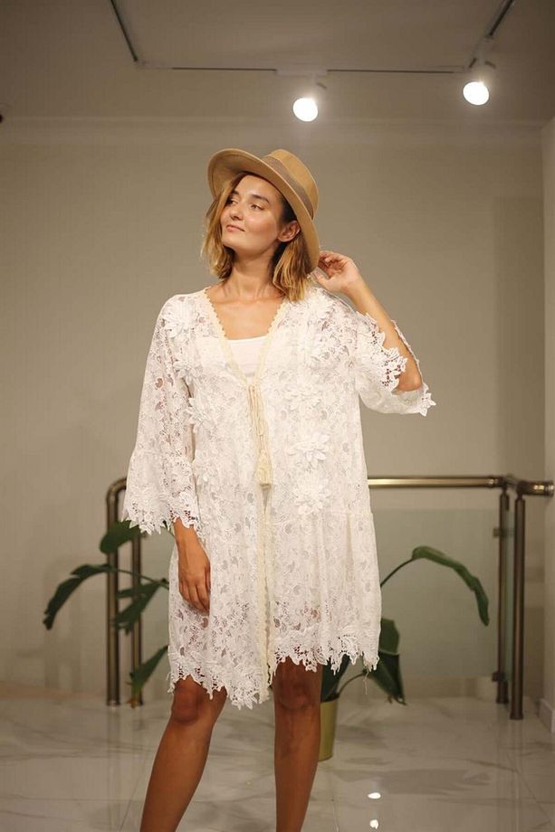 BİR BİYELİ DANTEL KAFTAN - 1