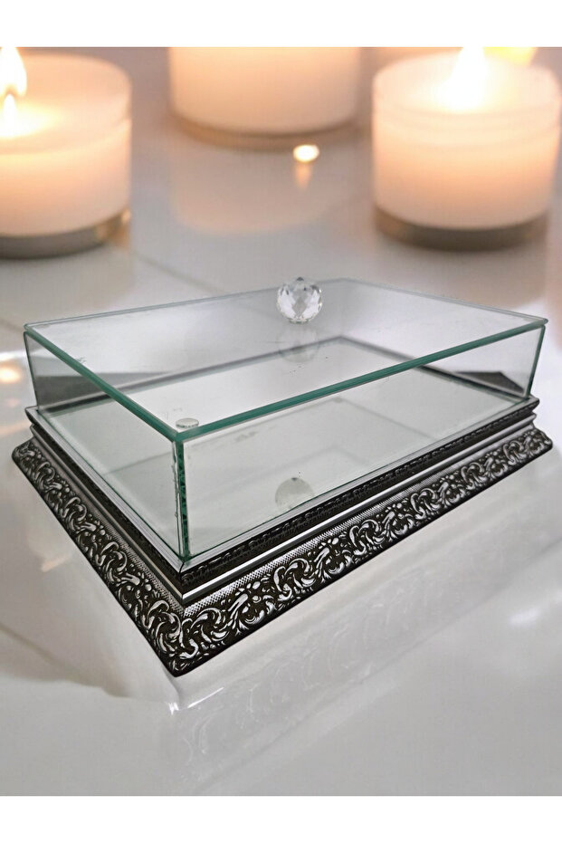 Promise Engagement Chocolate Dowry Box 20*30 Wooden Edge Mirrored Base Glass Box