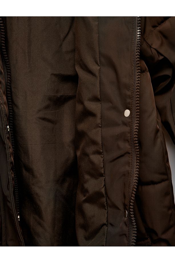 Kapüşonlu Çıtçıt Düğmeli Fermuarlı Oversize Şişme Mont - 6