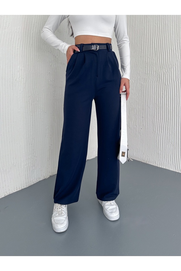 Belted and Front Pleated Trousers / Women's Twist Fabric Trousers Loose Cut
