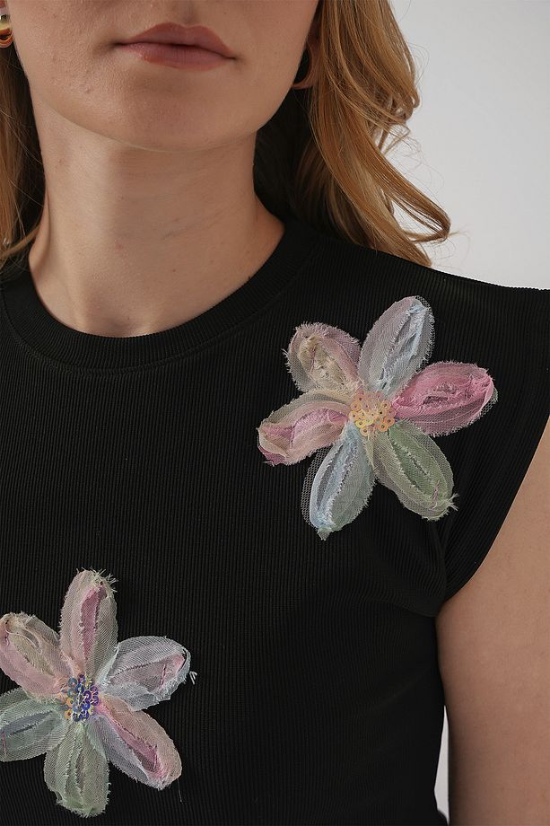 930 Kısa Kol Desenli Crop Bluz - Siyah - 5