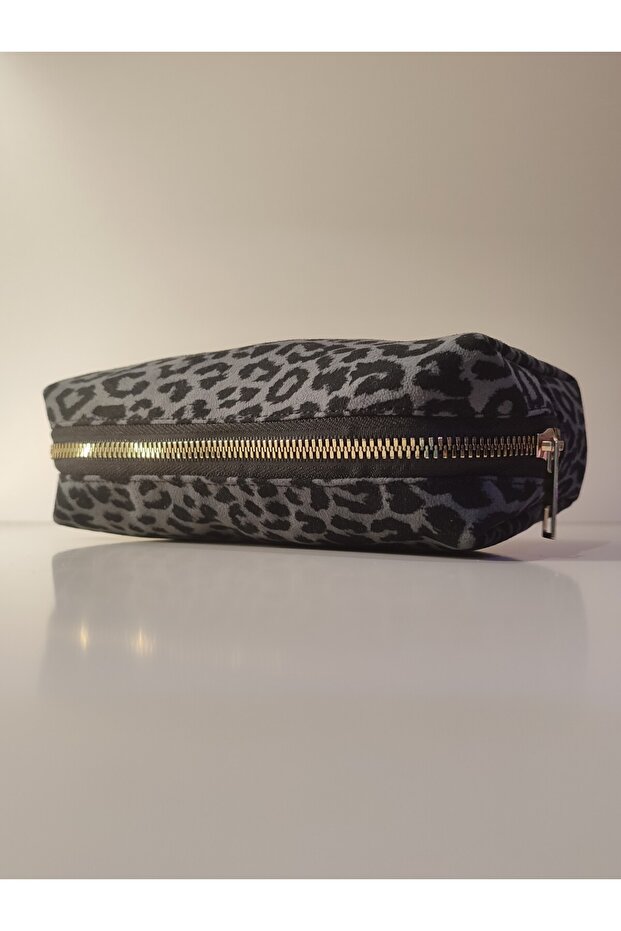 Makyaj çantası - 1