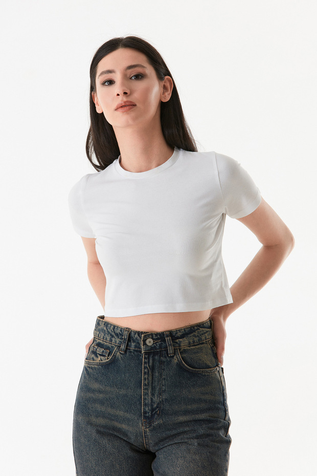 Basic Bisiklet Yaka Crop Tişört - 3