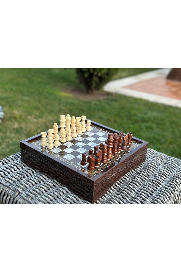 Şık ve Klasik Sedef İşlemeli Kapaklı Satranç Takımı - 30x30 cm - 4