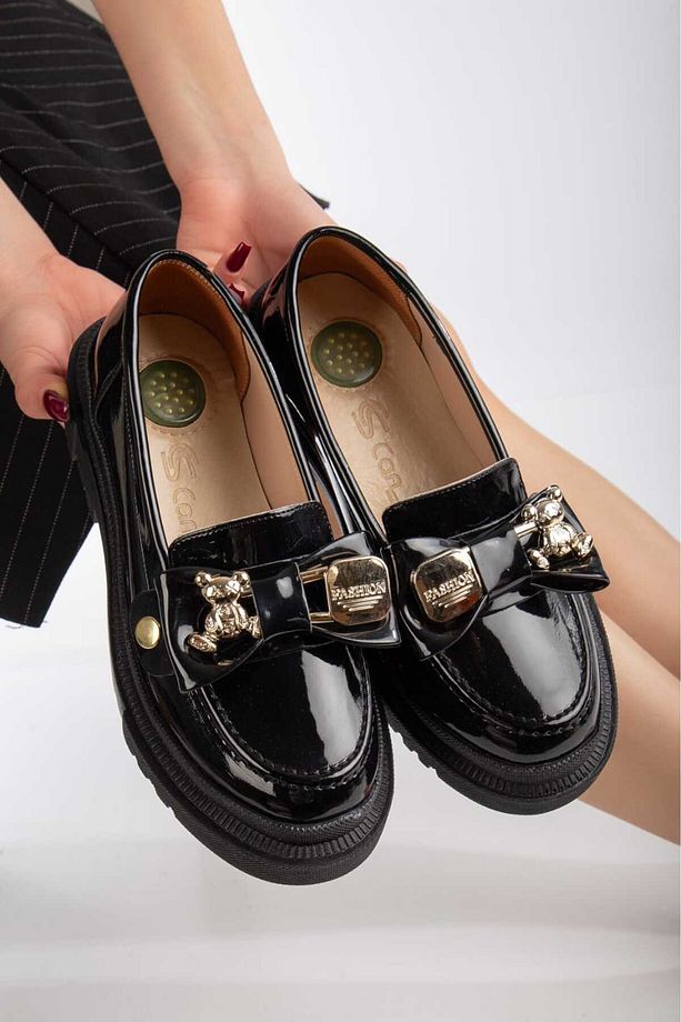 Cansu Ayakkabı  Loafer Siyah Rugan Gold Ayıcık Toka Detaylı Rahat Ayakkabı - 2