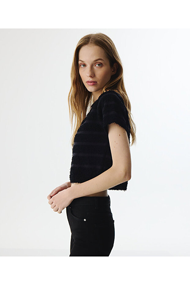 KONTRAST APLİKELİ TRİKO - 5