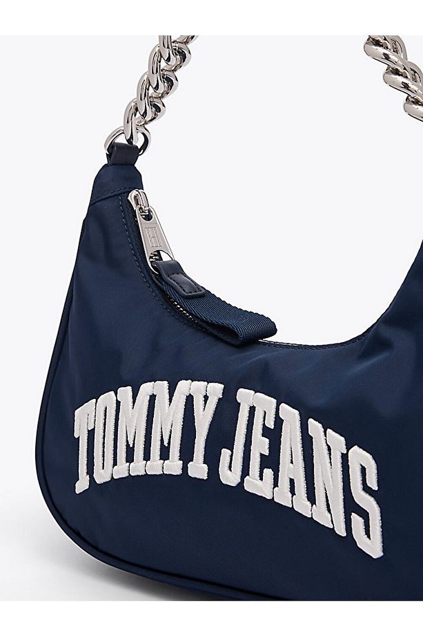 Iconic Chain Strap Shoulder Bag - 3