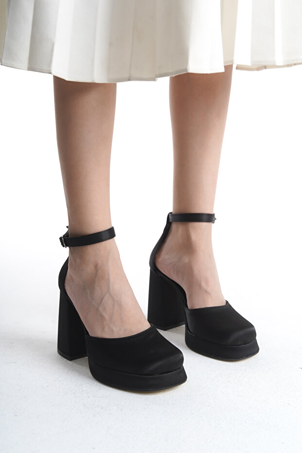 Siyah Saten Kadın Önü Kapalı Platform Topuklu Ayakkabı Bg1115-119-0003 - 3