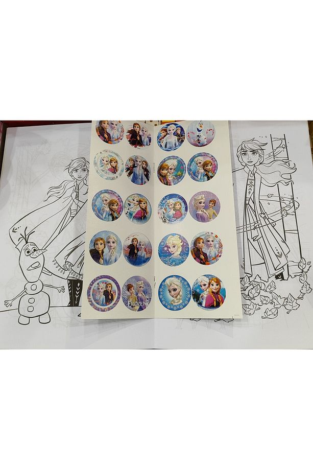 4 adet stickerli boyama kitabı (Frozen,Labubu,capybara,unicorn figürlü) - 5