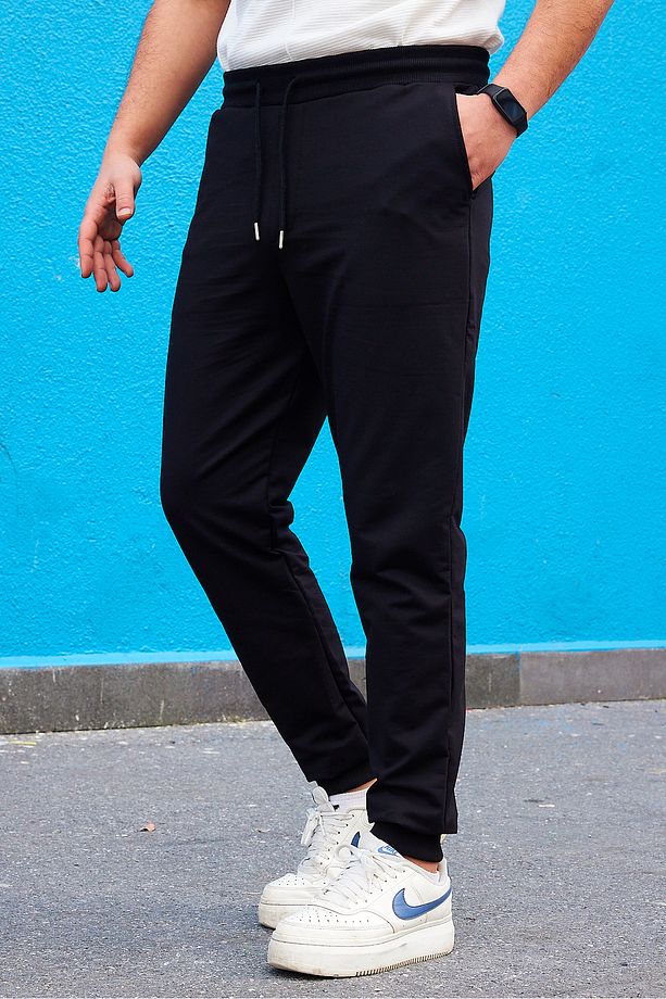 Siyah Basic Regular/Normal Kesim Lastik Paça Jogger Eşofman Altı TMNSS20EA0053 - 3