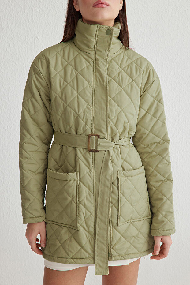 Yeşil Oversize Kemerli Su İtici Kapitone Mont TWOAW23MO00170 - 3