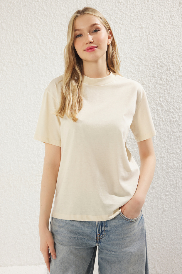 Yağ Yeşili-Açık Taş 2'li Paket %100 Pamuk Basic Dik Yaka Örme T-Shirt TWOSS20TS1500 - 2