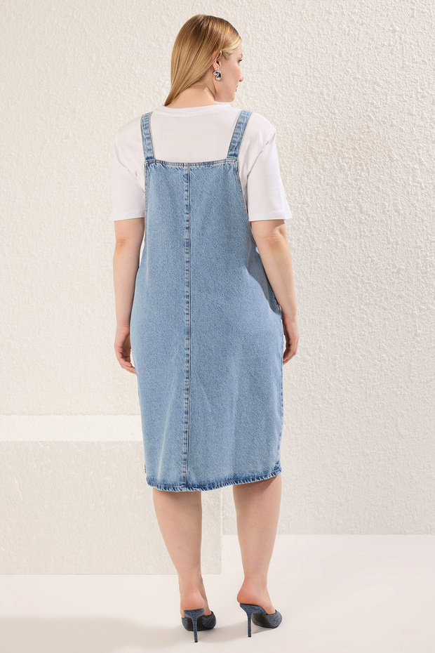 Mavi Önü Düğmeli Askılı %100 Pamuk Non-Stretch Denim Büyük Beden Elbise TBBSS25AH00095 - 5