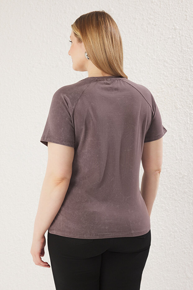 Gri Bisiklet Yaka Yıkamalı Örme Büyük Beden T-shirt TBBSS25BF00005 - 5