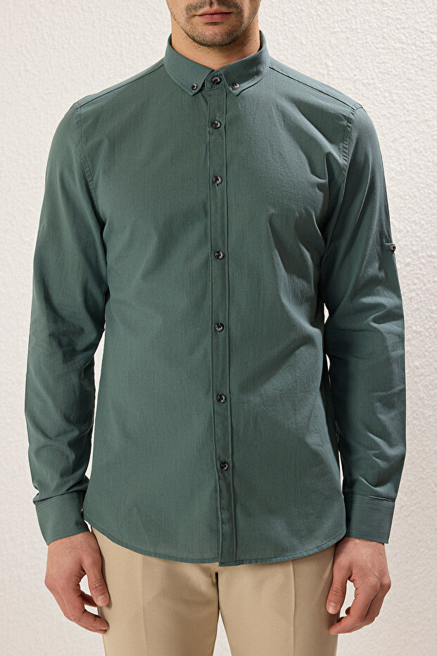 Koyu Yeşil Düğmeli Yaka Apoletli Slim Fit Uzun Kol %100 Pamuklu Keten Görünümlü Gömlek TMNSS20GO0189 - 13
