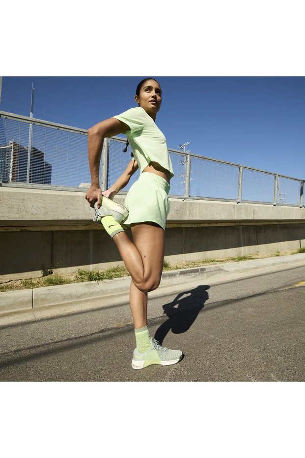 Metcon 9 PRM 'Barely Volt' Cross Trainers