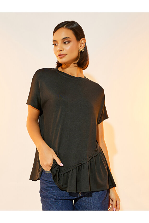Solid Round Neck Ruffled Detail T-shirt