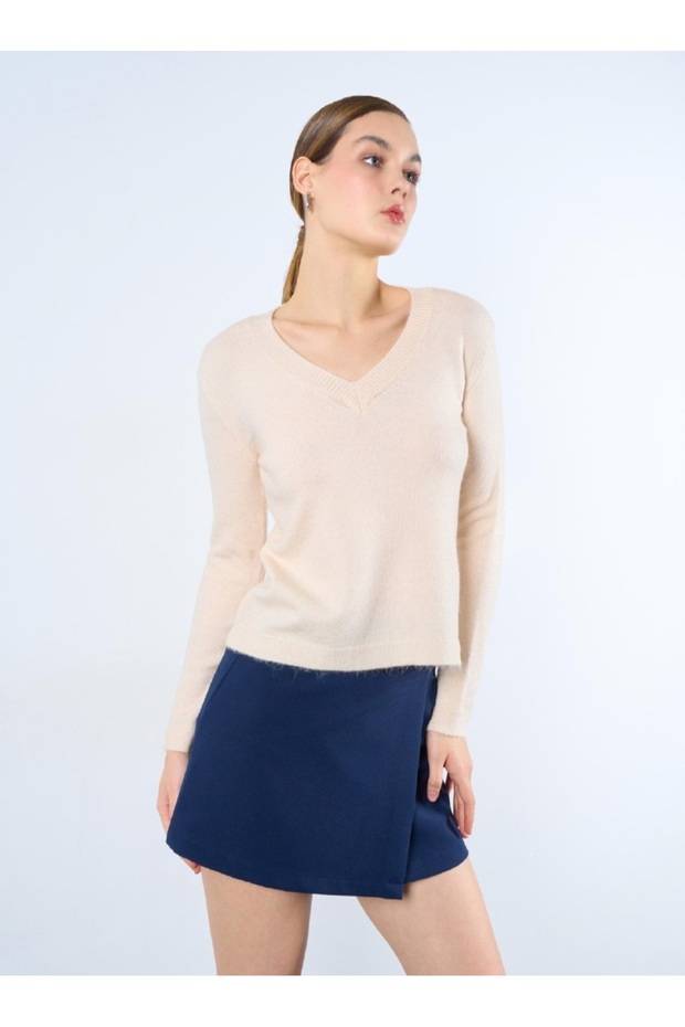 سترة أساسية برقبة على شكل حرف V - 3