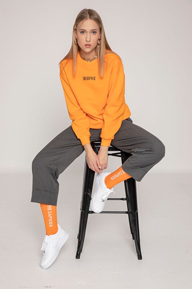 Помаранчева кофта - 1