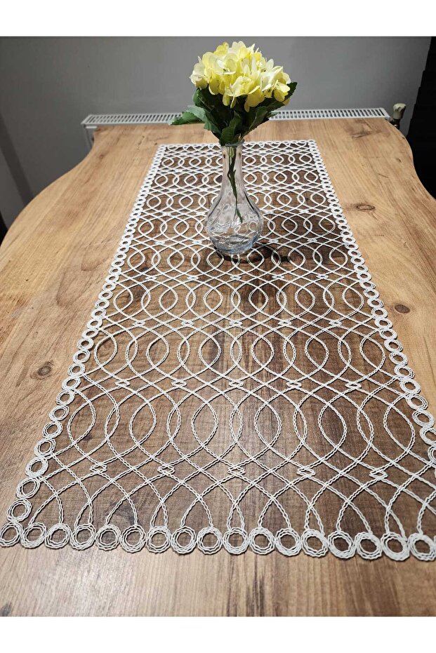 EV TEXTILE Dowry RUNNER LUX NATURAL CORD 95X40 غطاء طاولة القهوة