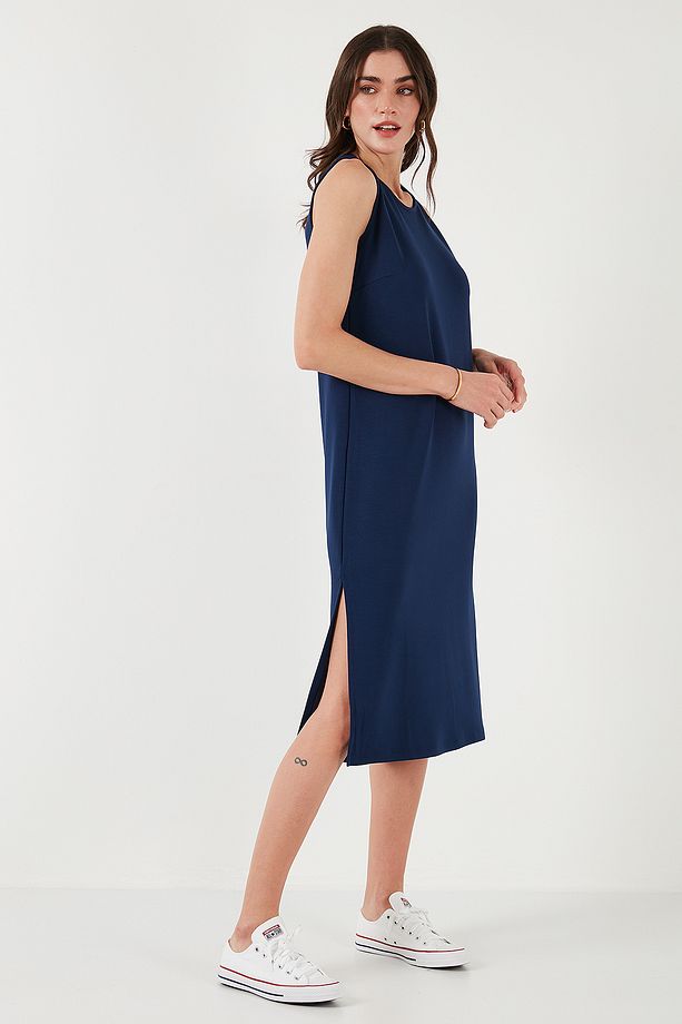 Regular Fit Bisiklet Yaka Yırtmaç Detaylı Basic Midi Elbise ELBİSE 5866160 - 7