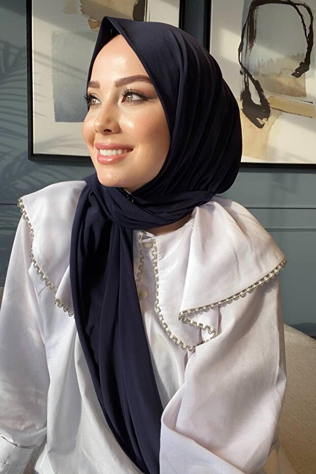 Sayra Shawl Navy Blue Ready-To-Wear Shawl with Snap Fasteners Syr002
