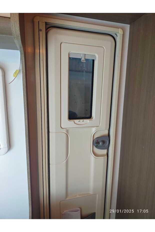 KARAVAN KAPI SİNEKLİK - 4