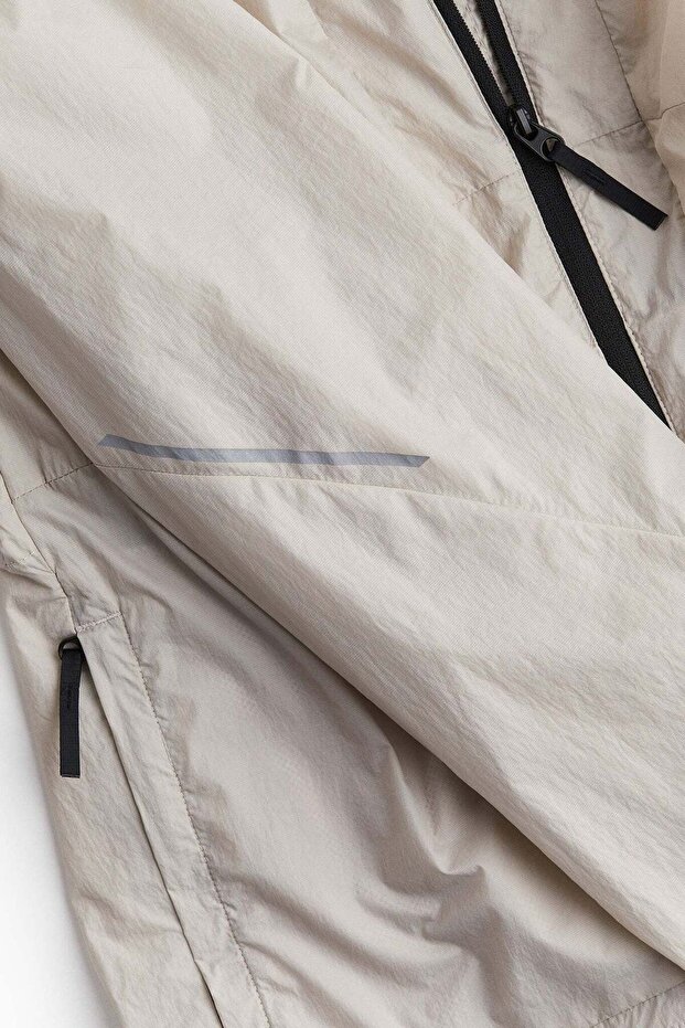 Hooded running jacket - 1