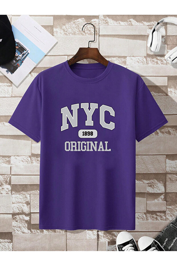 تيشيرت كبير الحجم مطبوع للجنسين من NYC