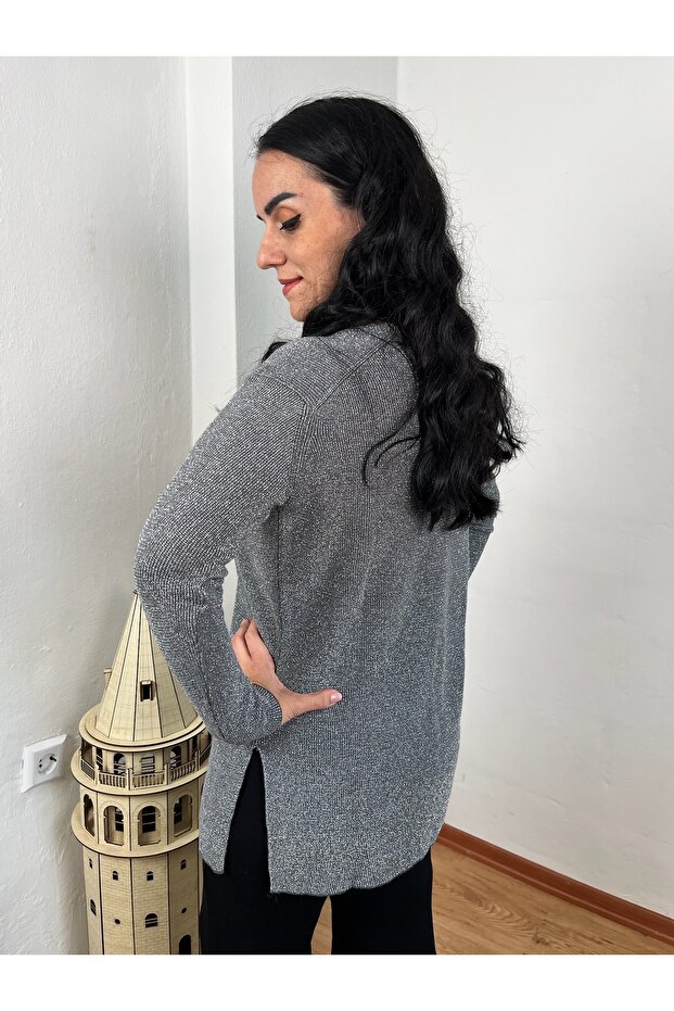 SİMLİ V YAKA TRİKO BLUZ - 5