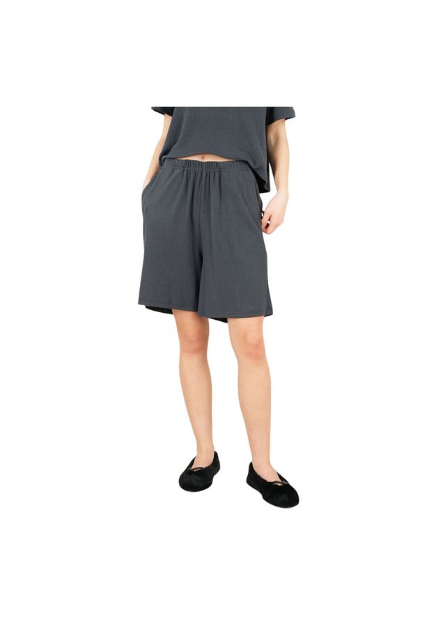 Kadın Meşe Palamudu Baskı Şortlu Pijama Takımı - 5