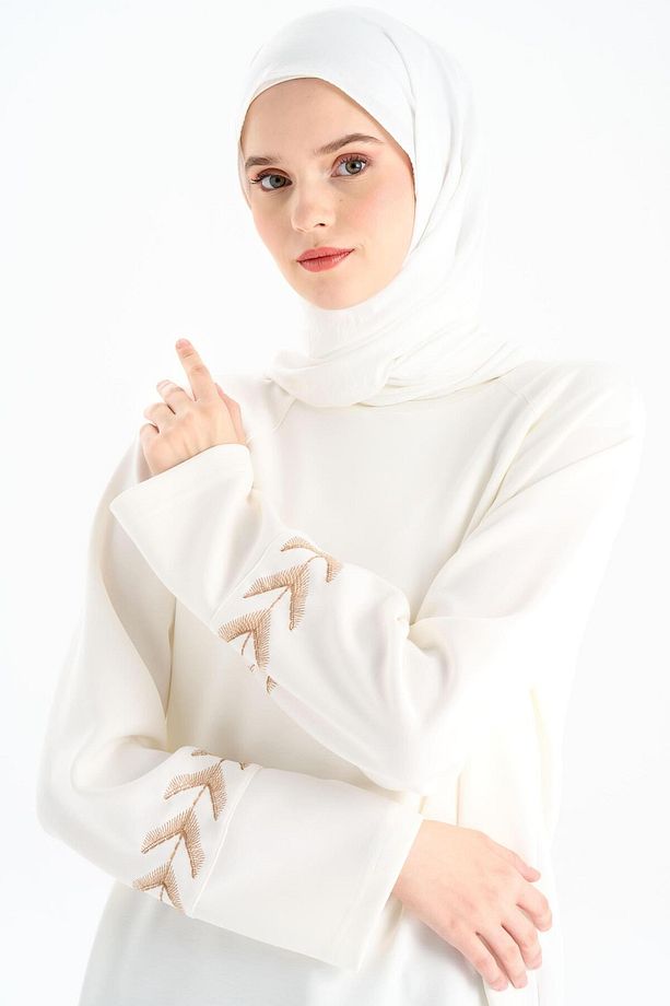 Nakış Detaylı Örme Tunik - Ekru - 4