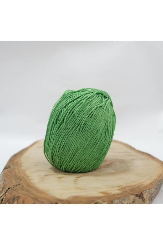 Aren Eco Baby Green Cotton Punch and Amigurumi Yarn, 50 Grams.