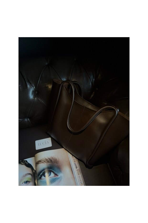 روبي | حقيبة كتف جلدية بنية - 1