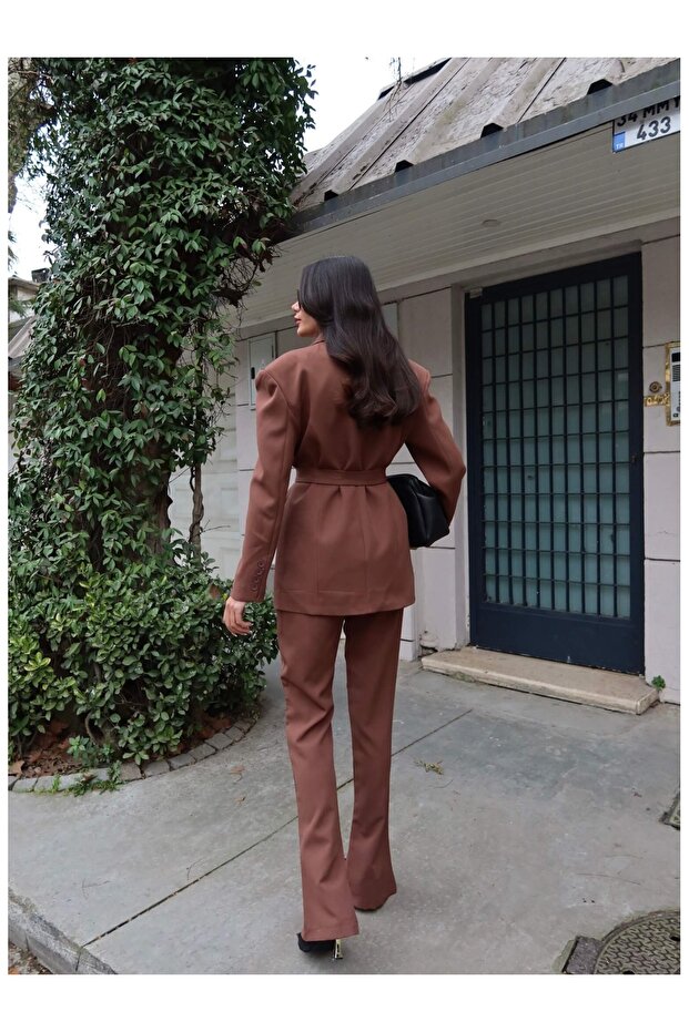 طقم بنطلون سترة مبطنة - 5