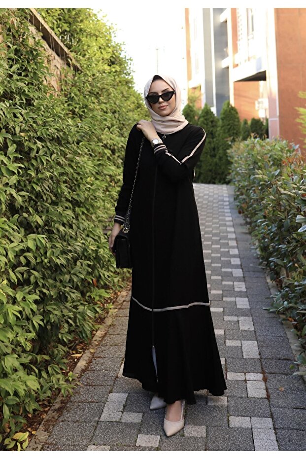عباءة رياضية مضلعة للنساء
