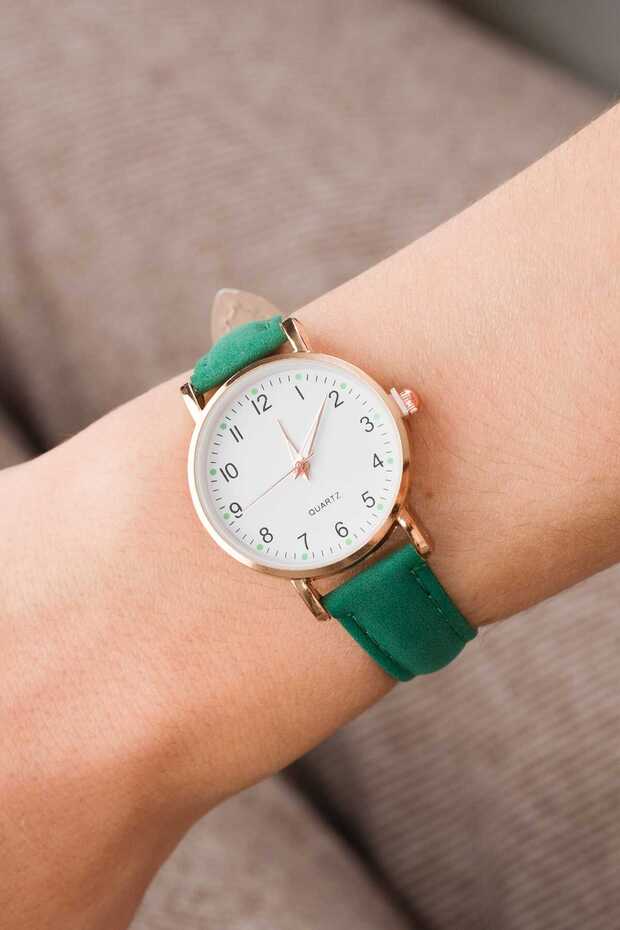 Retro Vintage Women Gift Wrist Watch