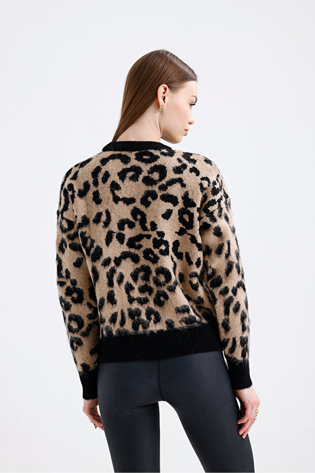 سترة تريكو بنمط ليوبارد - 4