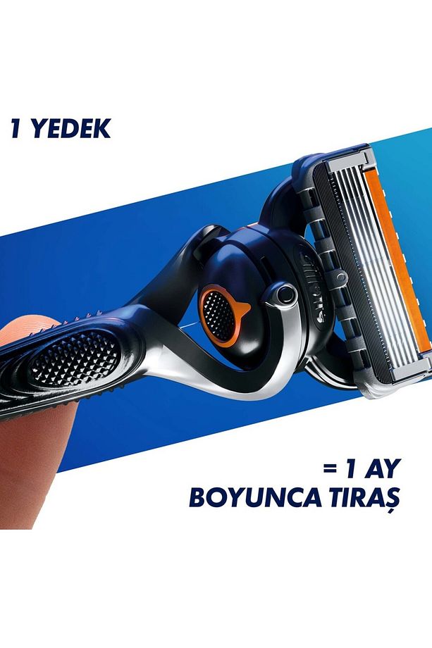 Fusion Proglide 1 Makine+ 5 Yedek Tıraş Bıçağı+ 300 Ml Köpük+Çanta -Özel Hediye Kutulu - 4