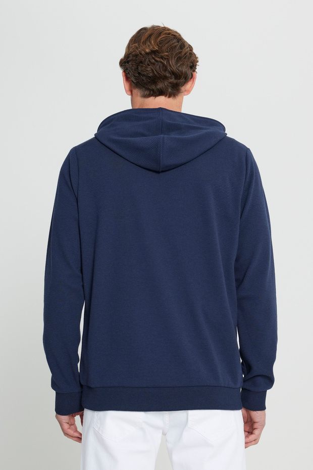 Erkek Lacivert Standart Fit Normal Kesim Kapüşonlu Dokulu Cepli Sweatshirt - 6