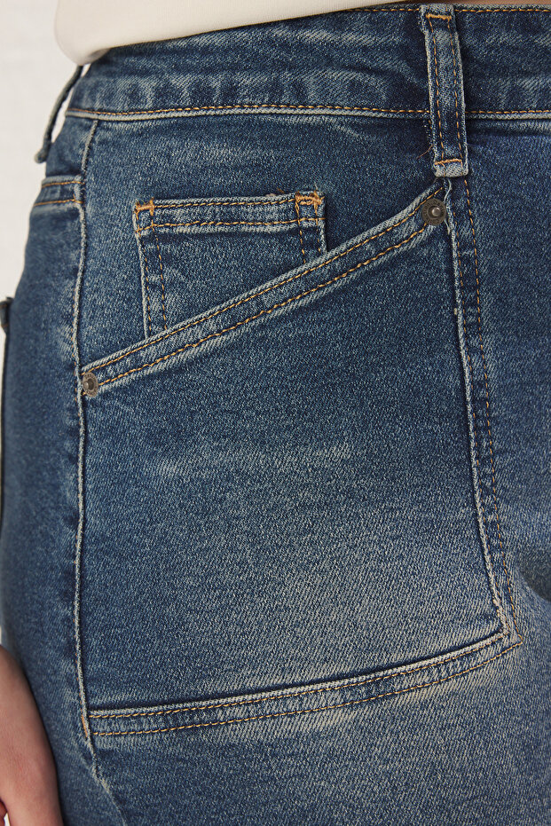 Koyu Mavi Yüksek Bel Geniş Paça Comfort/Orta Esnek Büyük Beden Wide Leg Jeans TBBSS25CJ00013 - 4
