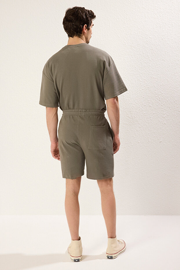 Haki Regular/Normal Kesim Dokulu Şort & Bermuda TMNSS25SR00014 - 5