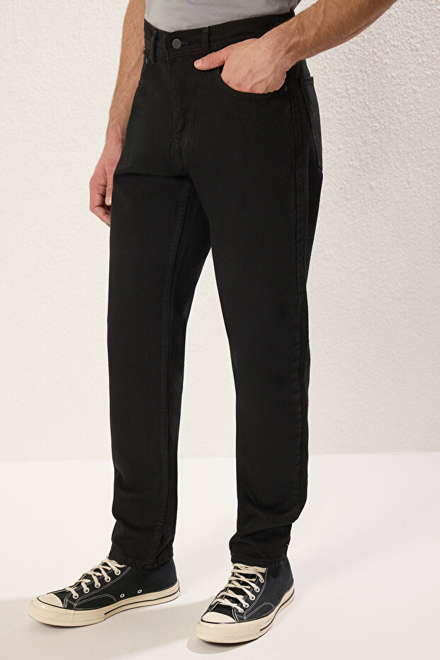 Siyah Smoke Essential Fit Jeans Kot Pantolon TMNAW23JE00104 - 3