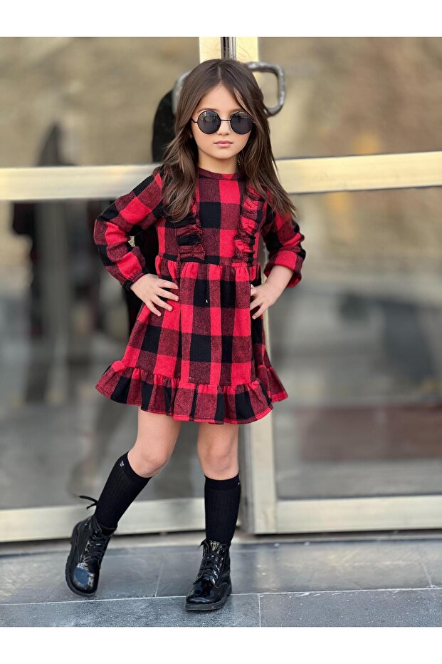 Devojčica u haljini - 5