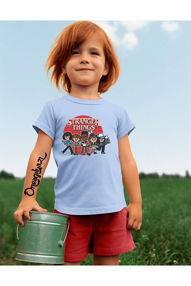 Stranger Things Printed Girls' Oversize T-Shirt